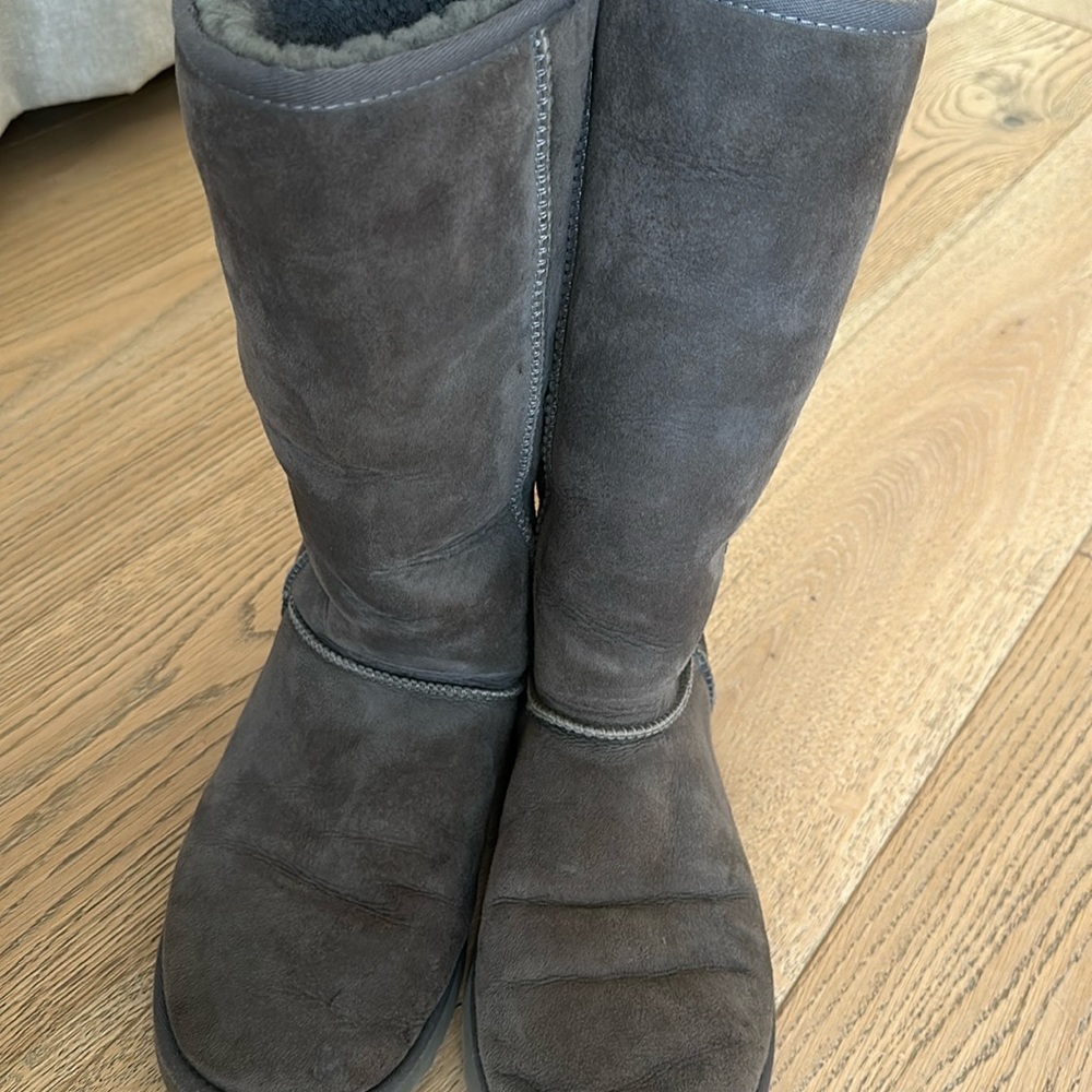 Used Ugg boots